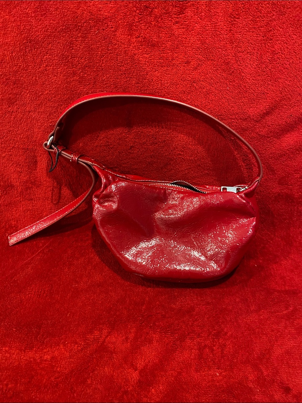 Red Patent Leather Shoulder Bag - Women